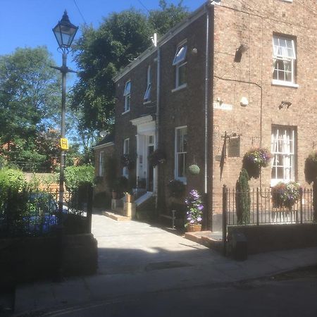 Crook Lodge ヨーク エクステリア 写真