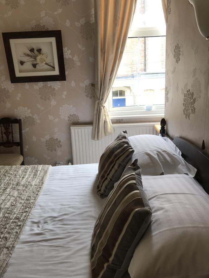 Crook Lodge ヨーク エクステリア 写真
